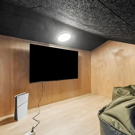 Cozy In With Sauna