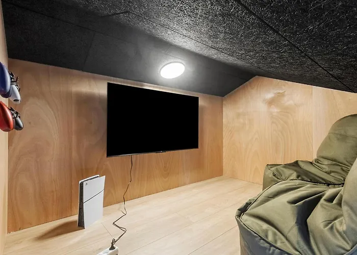 Cozy In With Sauna